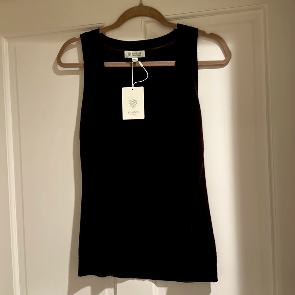 Chocolate brown Kinross sweater NWT 🌟